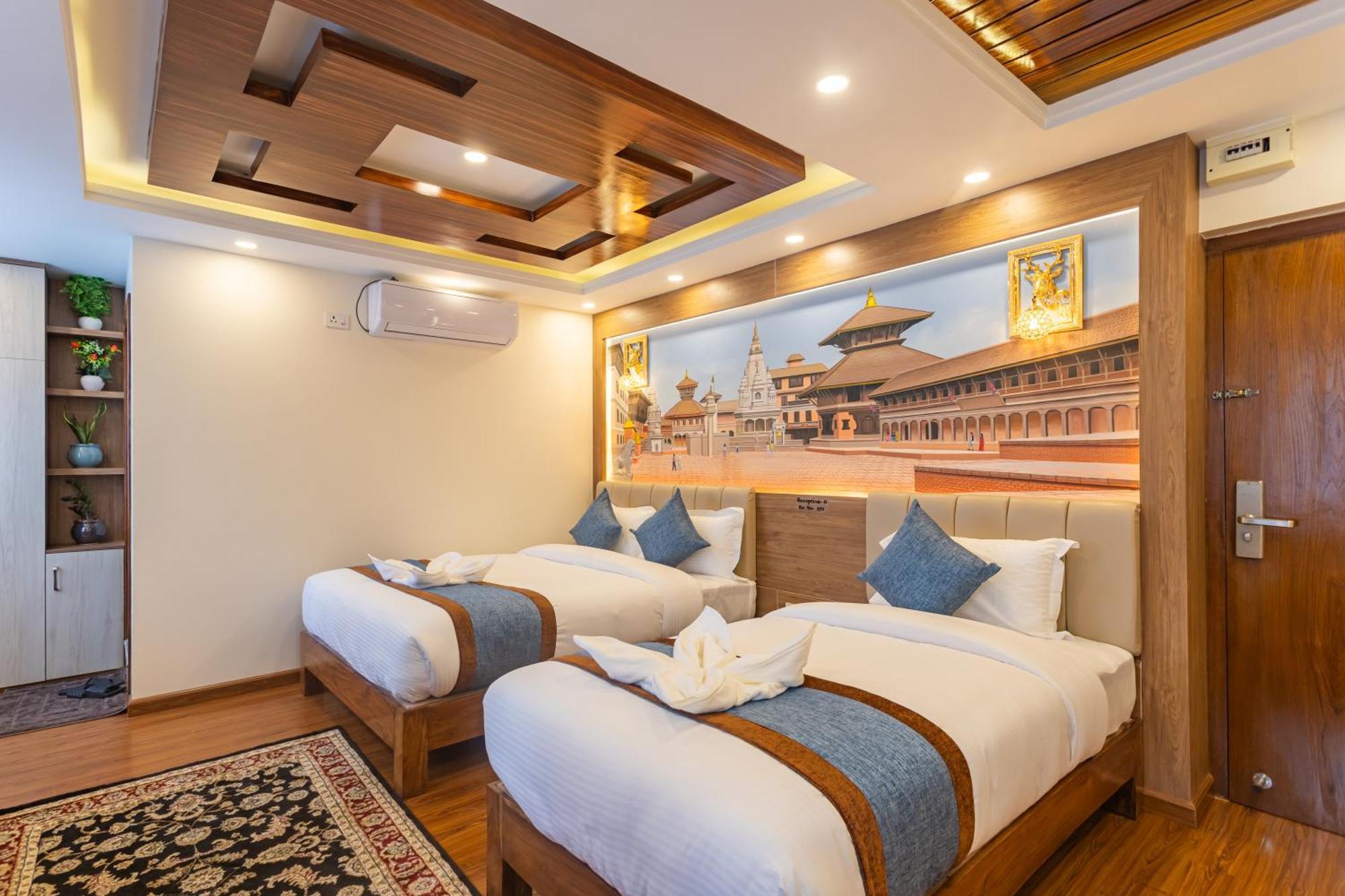 Airport Diana Hotel Катманду Екстериор снимка