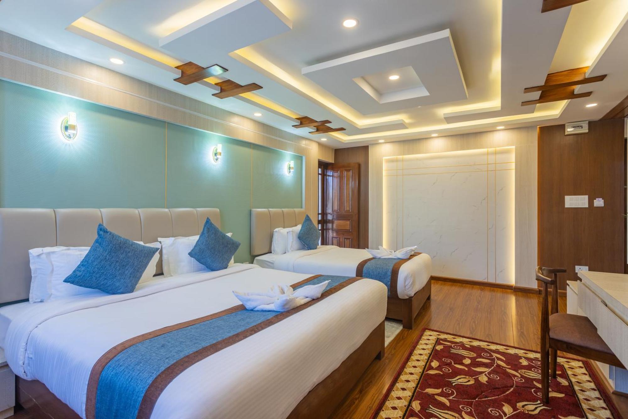 Airport Diana Hotel Катманду Екстериор снимка